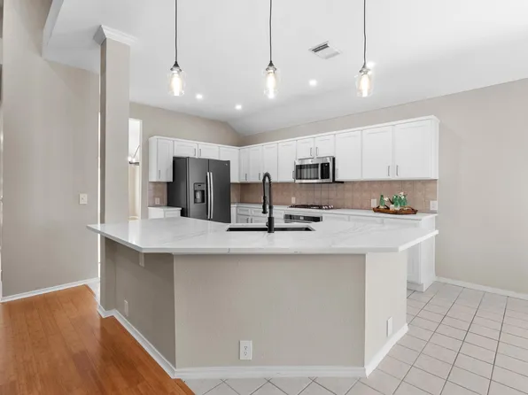 5405 Apache Creek Cv, Austin, TX 78735