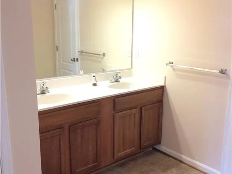 604 Teton Cir — Photo 27