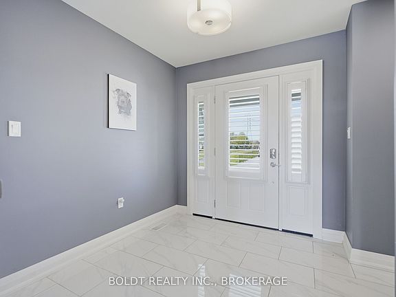 5th image of 83 Hillview Rd