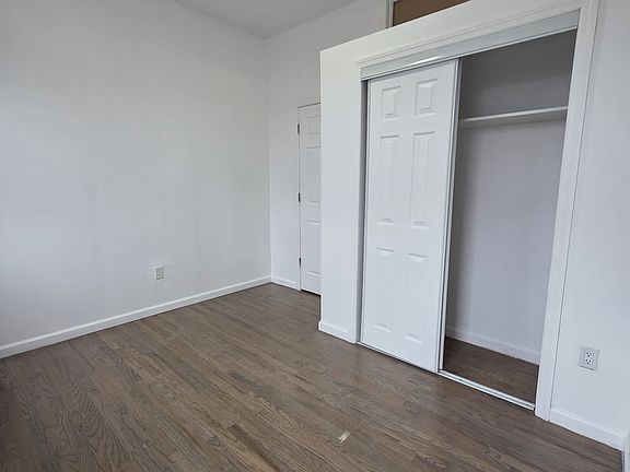 4th image of 670 9th Ave #5S