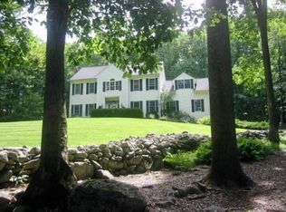 5 Peaceful Dr, New Fairfield, CT 06812