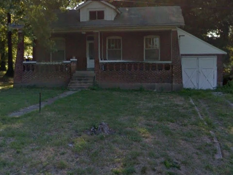 2nd image of 317 N Marguerite Ave