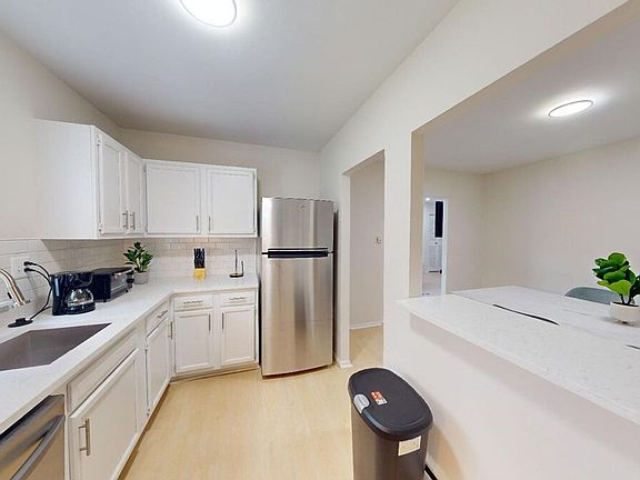 5th image of 1322 Wharton Dr #Id1258688p