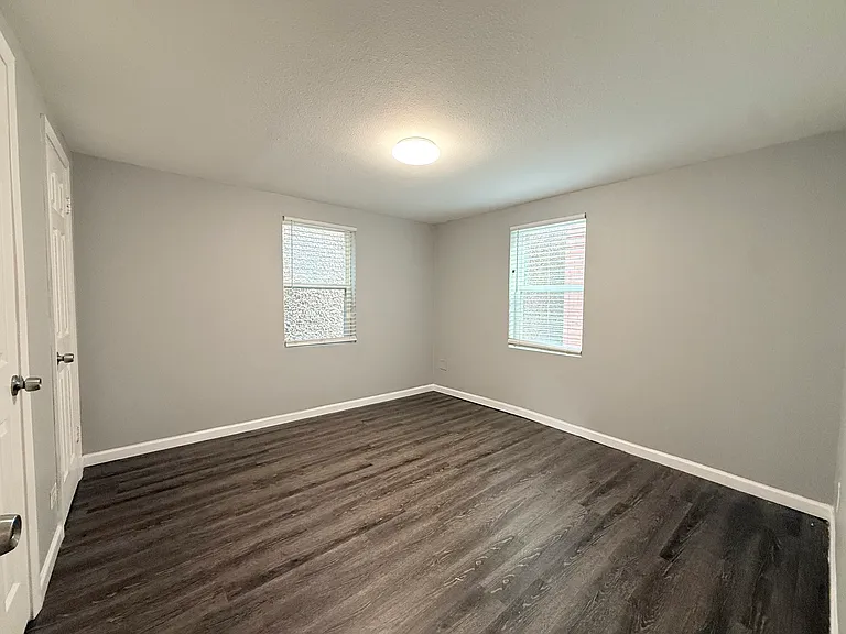 601 Francine Dr #B — Photo 7