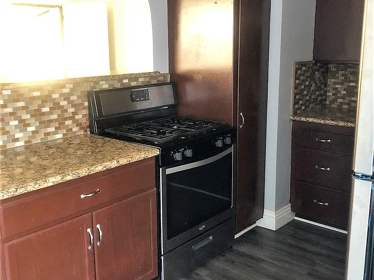 850 S Rosemead Blvd #5 — Photo 7
