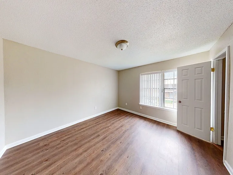 Azure Place Apartments — Photo 29