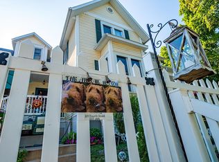 377 4th St, Manistee, MI 49660