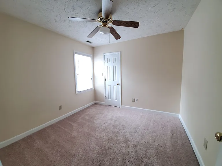 3508 Gowan Ln — Photo 26