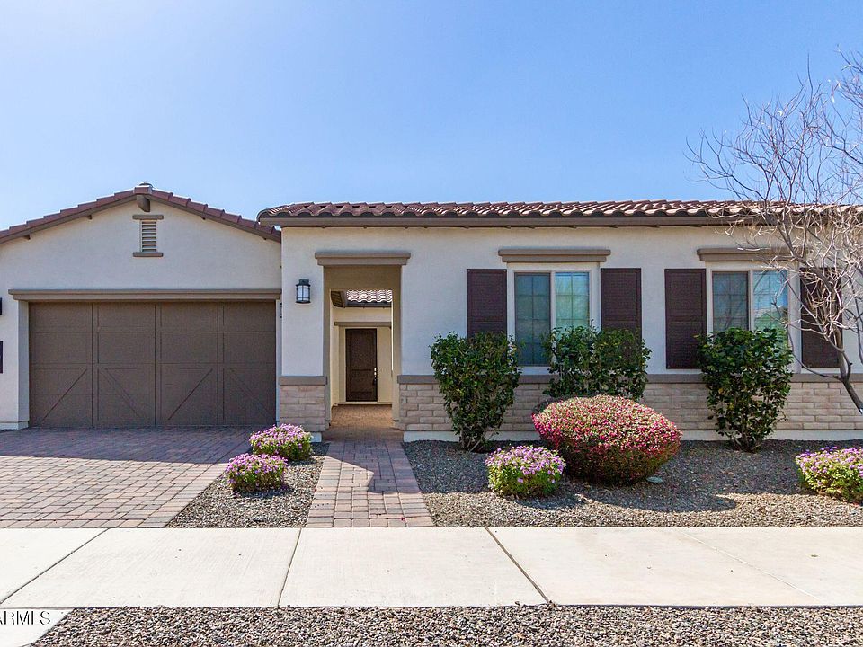 1st image of 21081 E SUPERSTITION Drive
