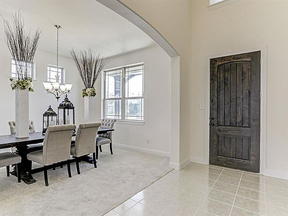 2nd image of 2810 Parkside Village Ln