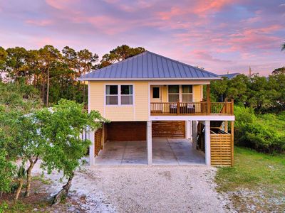 988 W Bay Shore Dr, Eastpoint, FL, 32328