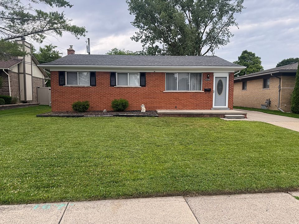 1st image of 22489 Daniels St