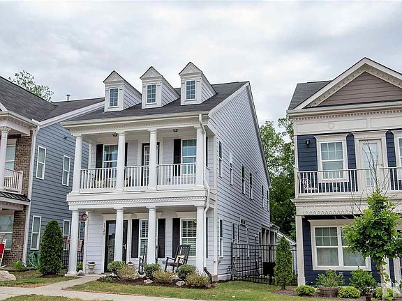 2nd image of 1720 Main Divide Dr