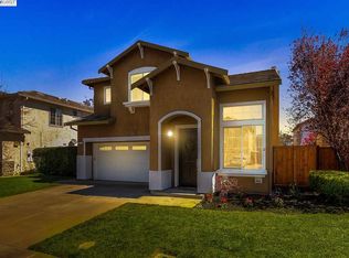 1445 Maplewood Dr, Livermore, CA 94551