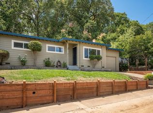 106 Canyon Dr, Ukiah, CA 95482