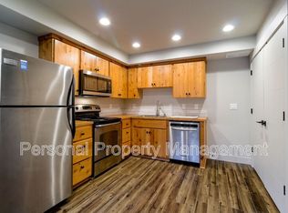 707 N 1st Ave, Ridgefield, WA 98642