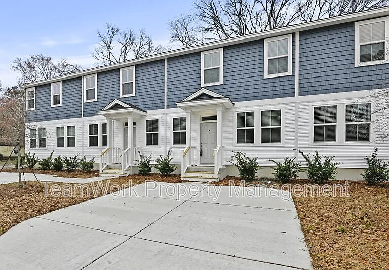 101 Langley Dr #C — Photo 2