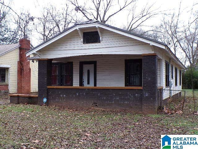 1st image of 1608 28th St SW