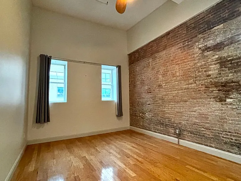 130 E State St #402 — Photo 21