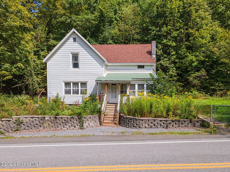 2nd image of 1092 Huntersland Road