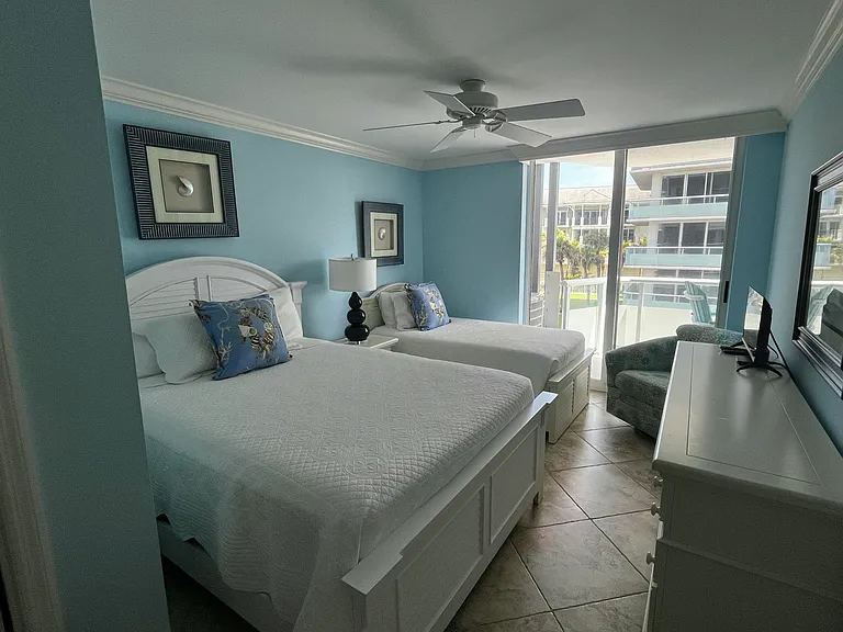 3554 Ocean Dr #301 — Photo 19