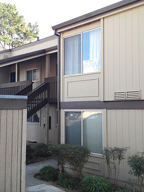 2nd image of 355 Parkview Ter APT A4