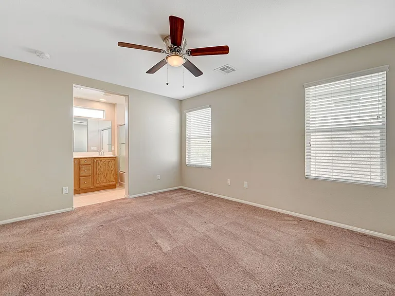 10420 September Flower St — Photo 21