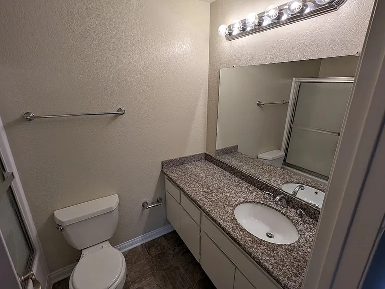 225 W Verdugo Ave #114 — Photo 15