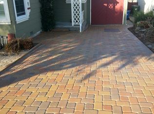 945 Elm St, El Cerrito, CA 94530