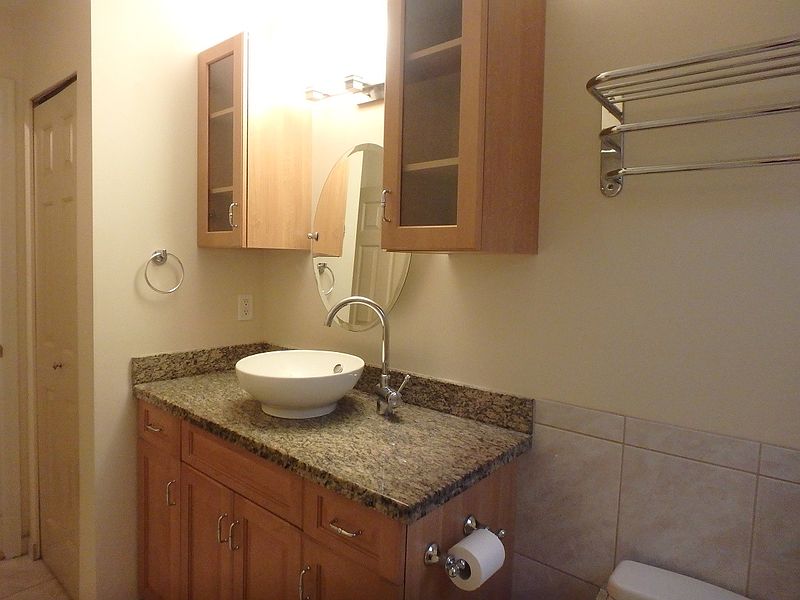 Vancouver House for rent - 2 Bedrooms — photo 12