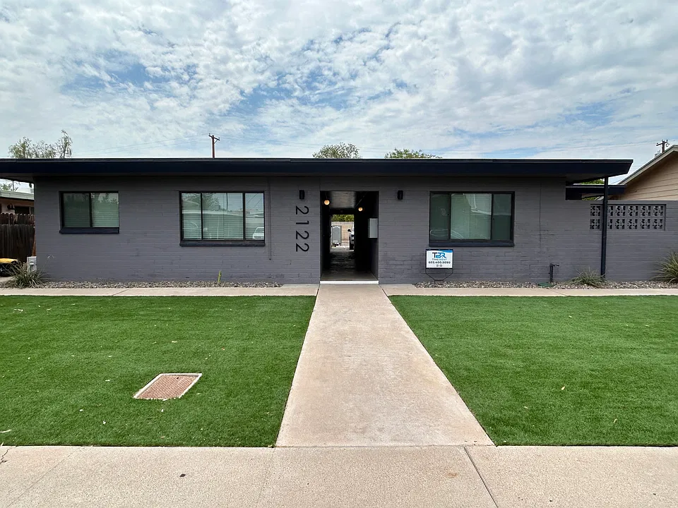 2122 S Granada Dr #2