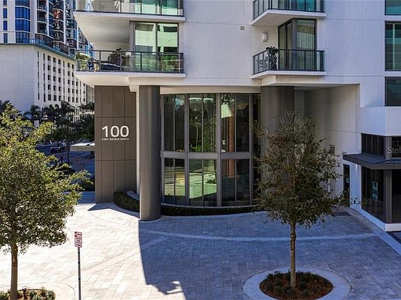 3rd image of 100 1st Ave N #3404