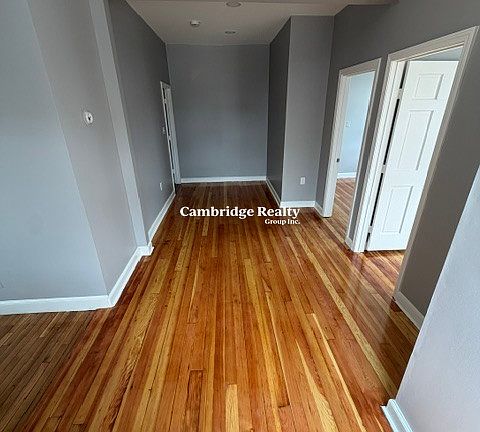 3rd image of 559 Dorchester Ave #1T