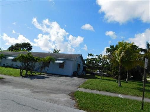 2nd image of 348 1st St