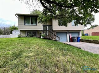 1222 Independence Rd, Toledo, OH 43607