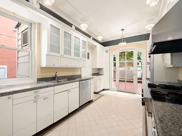 524 Third Street image 3 of 17