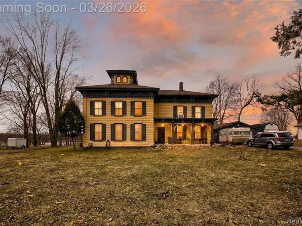 4466 Mill St, Columbiaville, MI 48421