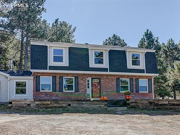 2nd image of 3278 Estates Cir
