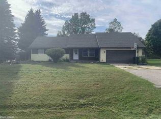 3147 Stoneybrook Ln, Port Huron, MI 48060