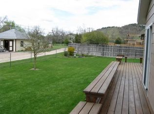 616 Fruitdale St, Spearfish, SD 57783
