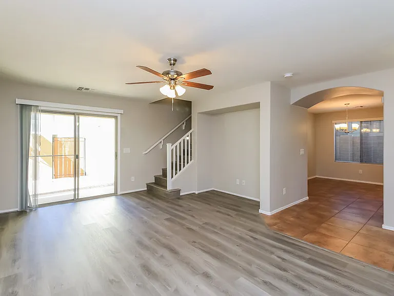 2456 E Vermont Dr — Photo 5