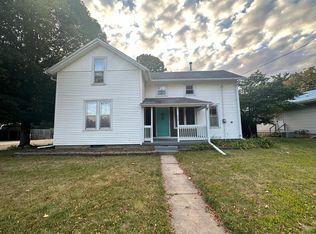 708 3rd St SW, Waverly, IA 50677