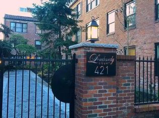 421 Summit Ave E APT 206, Seattle, WA 98102