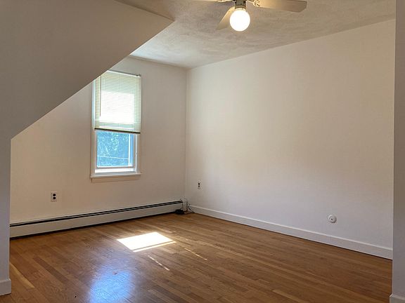 5th image of 333 Granite St