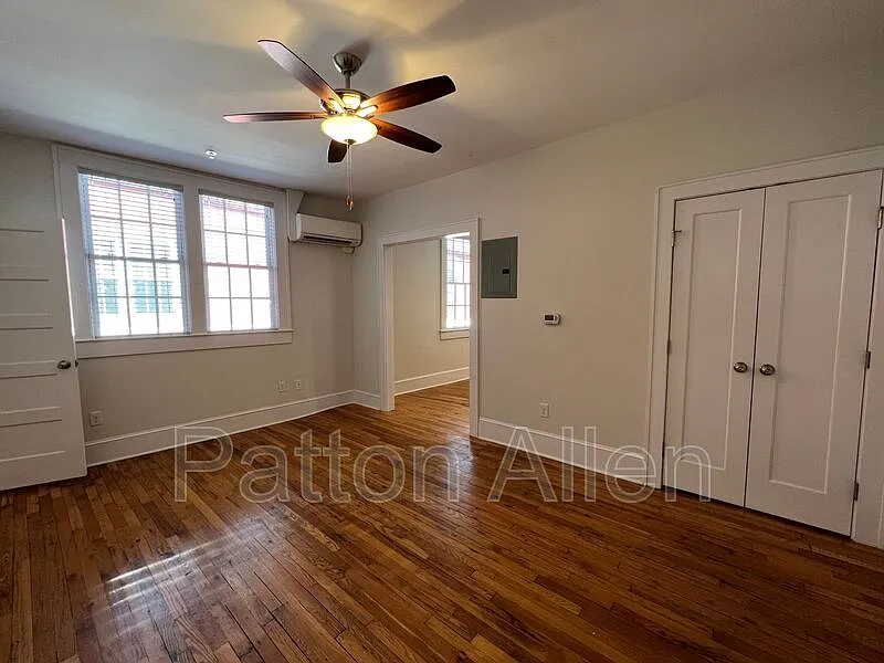1 bed, 1.0 bath, 484 sqft, $1,295 — Photo 3