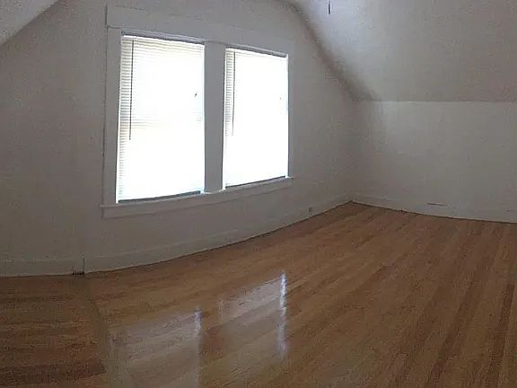3rd image of 12051 S Eggleston Ave