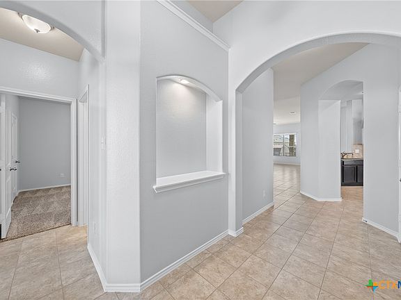 3rd image of 4501 Abergavenny Dr