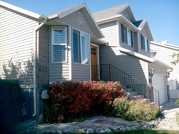 2nd image of 3604 S Kingdom Ct