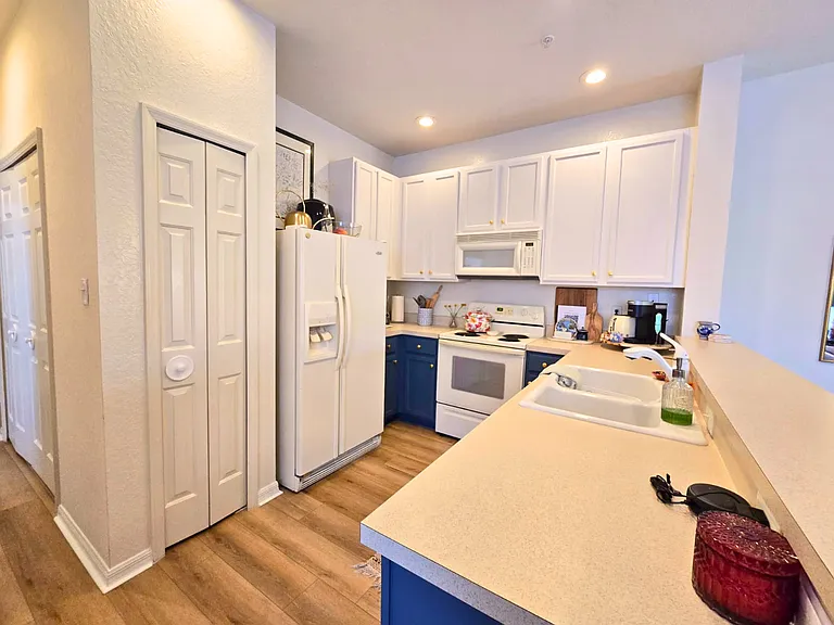 3435 Parkridge Cir #19-203 — Photo 11