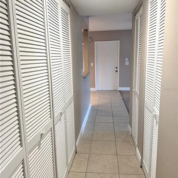 5057 Vineland Rd #5057 — Photo 28